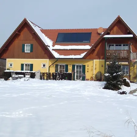 Konukevi Herberts Stubn 3*