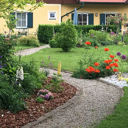Konukevi Herberts Stubn Feldkirchen bei Graz